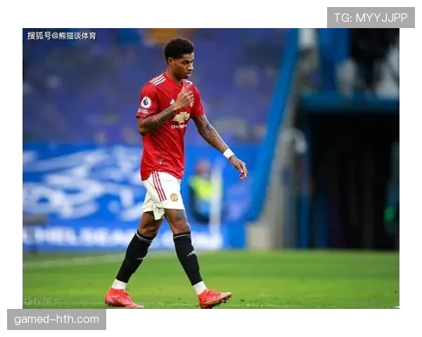 沙勒罗瓦关键球员成功续约，球迷热议球队未来发展前景